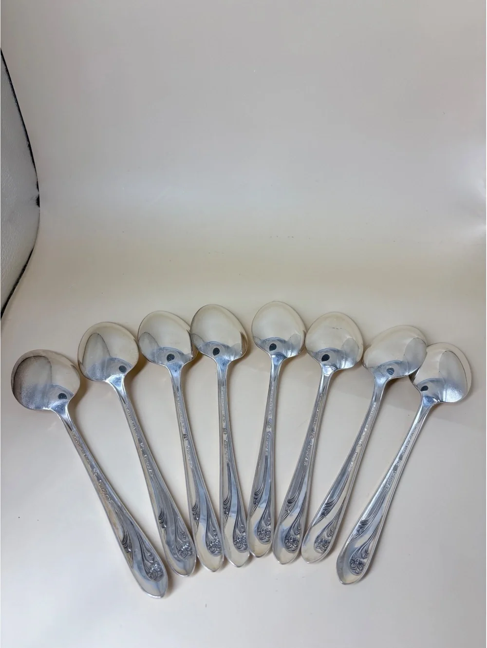 8 Holmes & Edwards Lovely Lady Silverplate Tablespoons Oval Soup Spoons 1937
